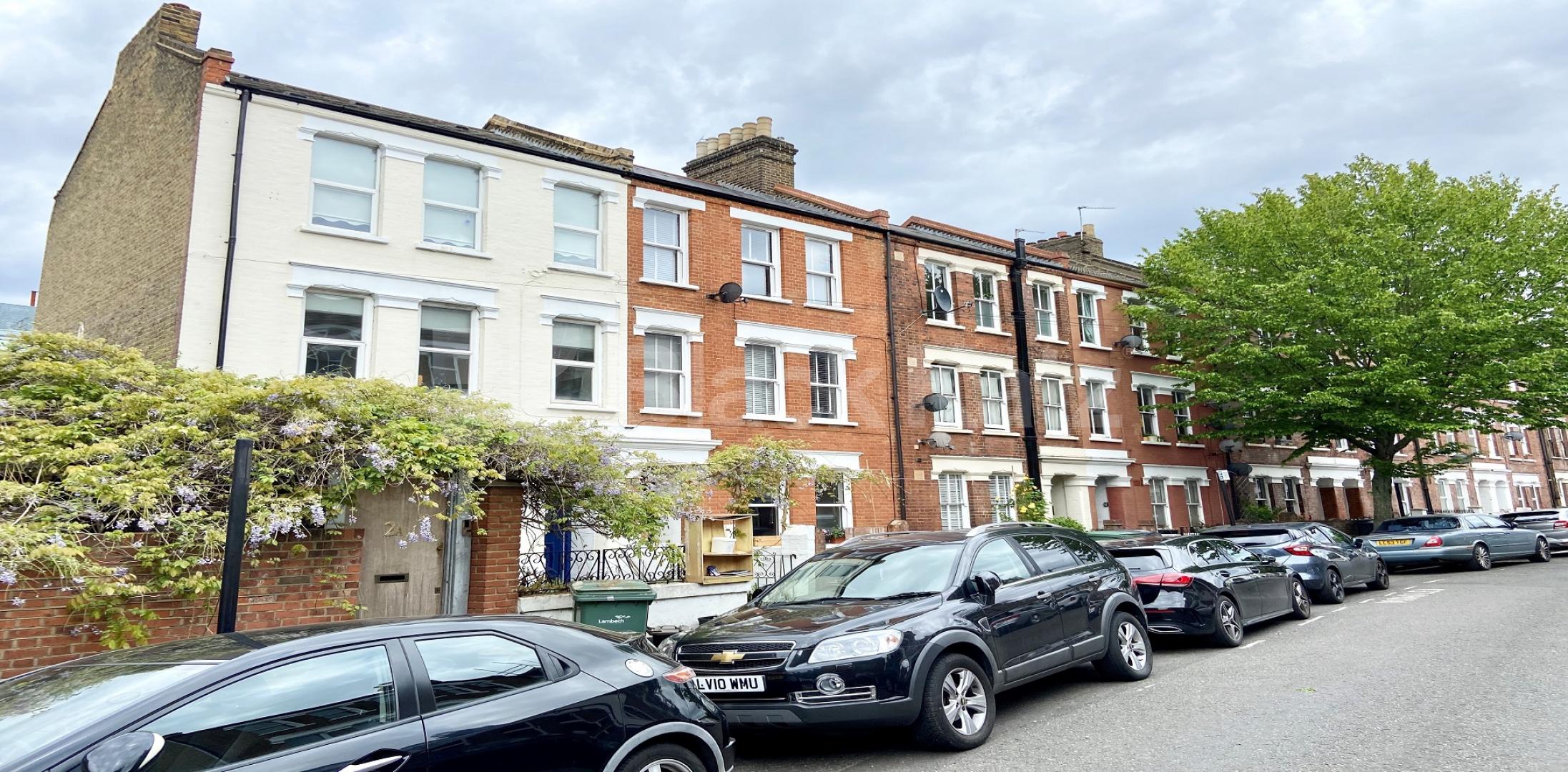 Larger than average one bedroomed Victorian Conversion Northlands Street, Camberwell